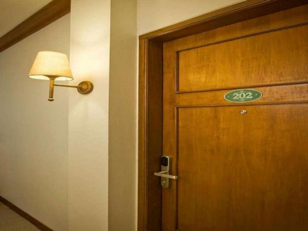 Paniisan Hotel Бандунг Экстерьер фото