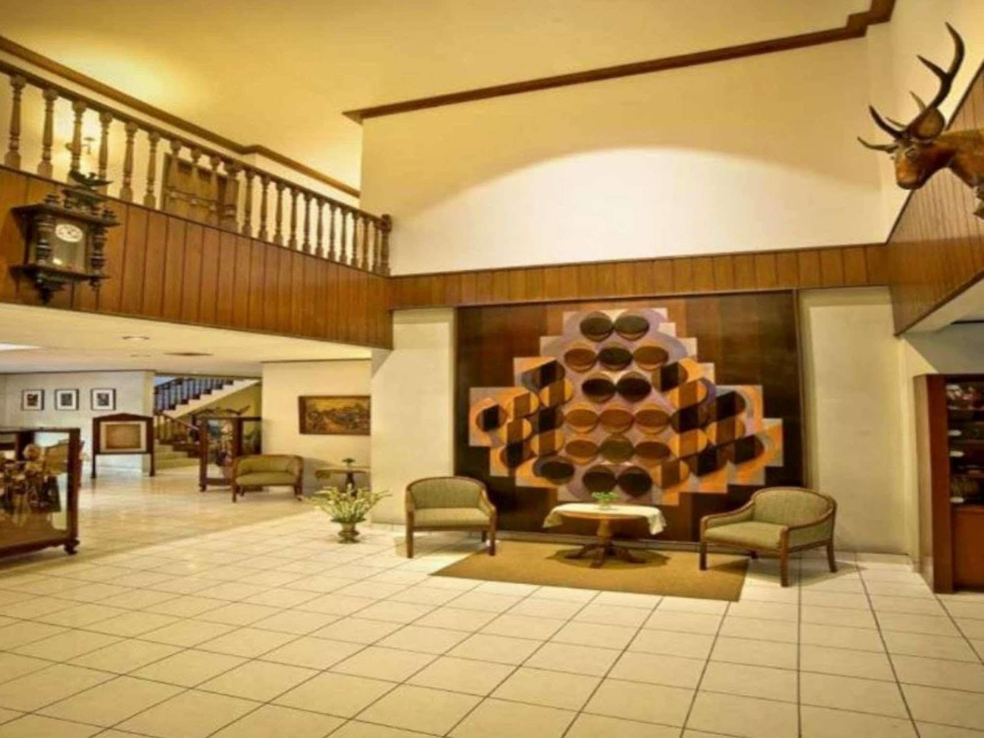 Paniisan Hotel Бандунг Экстерьер фото